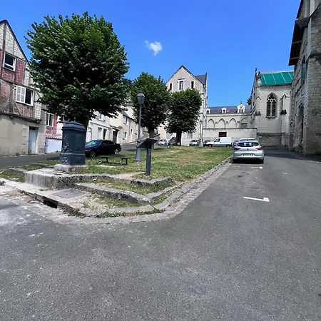 Le Rabelais, Superbe Appartement En Duplex, Proche Forteresse Et Monument Historique Chinon Exteriör bild