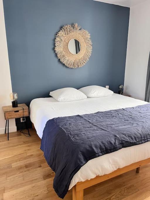 Le Rabelais, Superbe Appartement En Duplex, Proche Forteresse Et Monument Historique Chinon Exteriör bild